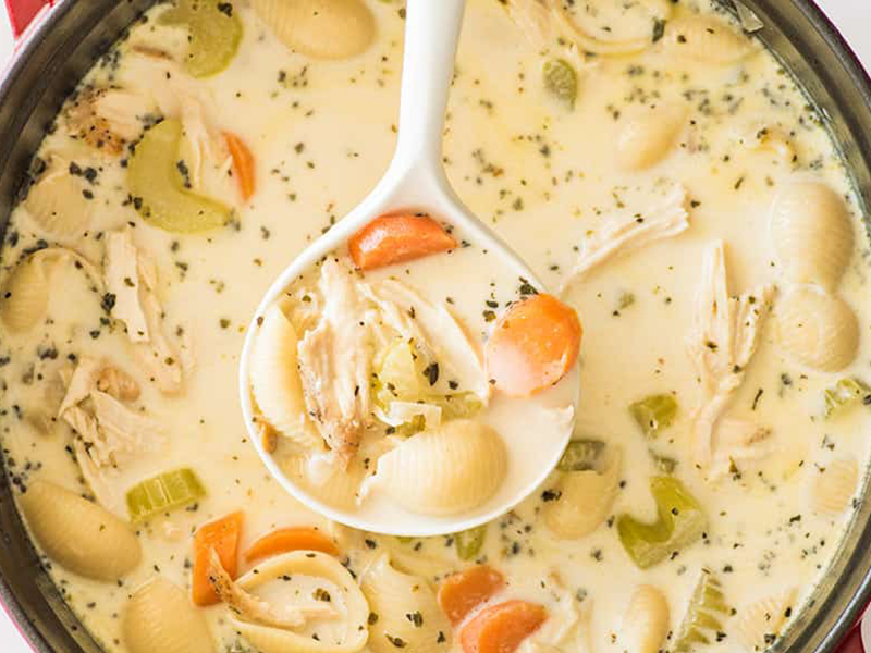 Creamy Chicken Noodle Soup with Rotisserie Chicken - سوپ نودل با مرغ خامه ای
