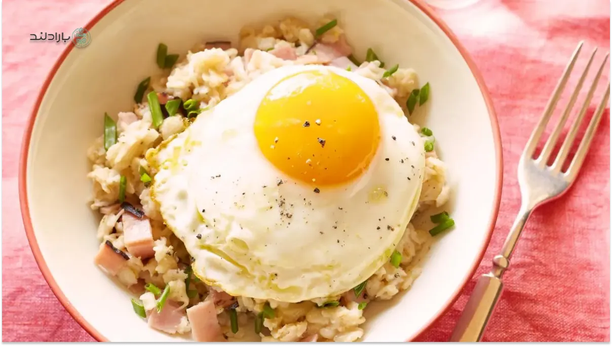 صبحانه با جو پرک و تخم مرغ